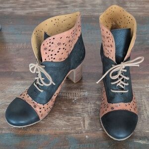 Brako Floral Perforated Tan & Black Leather Heeled Ankle Boots - Women's 38/7.5